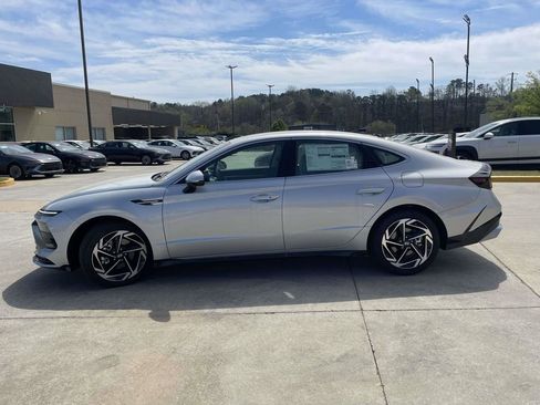 New 2026 Hyundai Sonata SEL FWD image 5