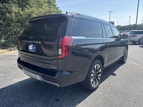 Used 2025 Ford Expedition Max Platinum w/ Driver's Package AWD/4WD image 7