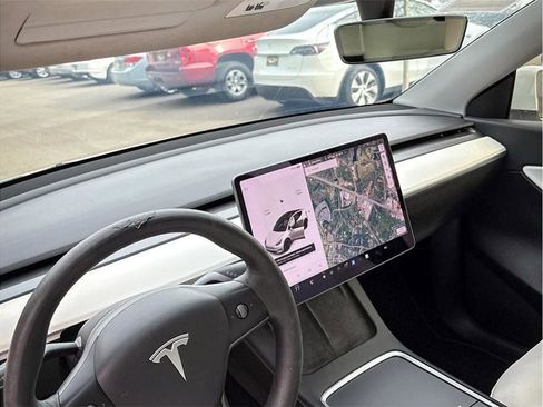 Used 2021 Tesla Model Y Performance AWD/4WD image 19