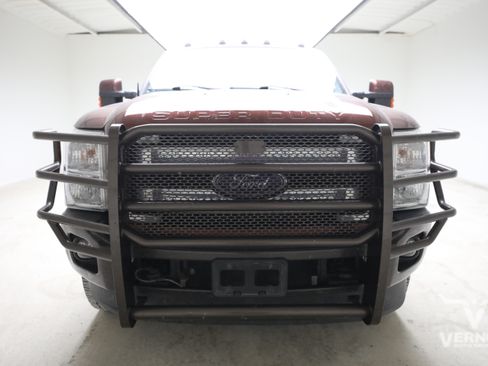 Used 2016 Ford F350 King Ranch w/ FX4 Off-Road Package AWD/4WD image 7