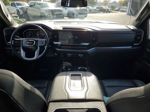 Used 2022 GMC Sierra 1500 SLT w/ SLT Premium Plus Package image 13