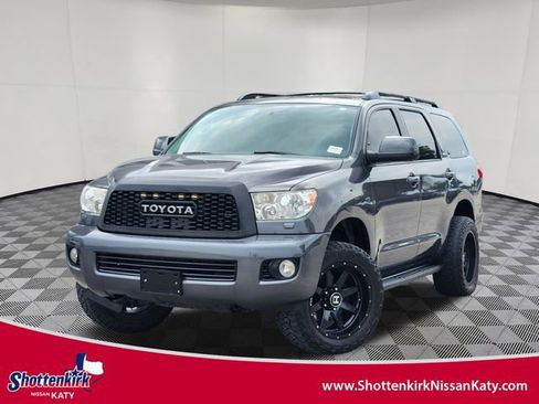 Used 2015 Toyota Sequoia SR5 w/ Premium Package RWD image 1