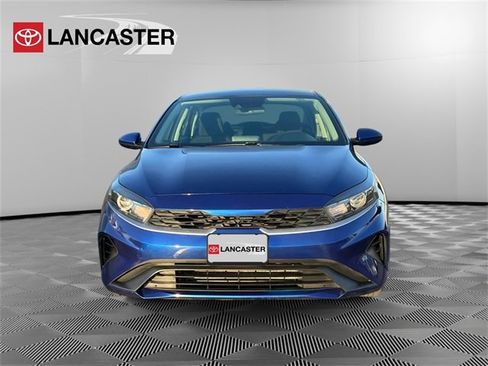 Used 2023 Kia Forte LXS image 2