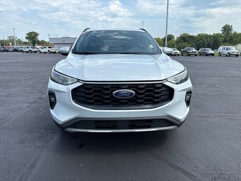 Used 2025 Ford Escape ST-Line Select AWD/4WD image 21