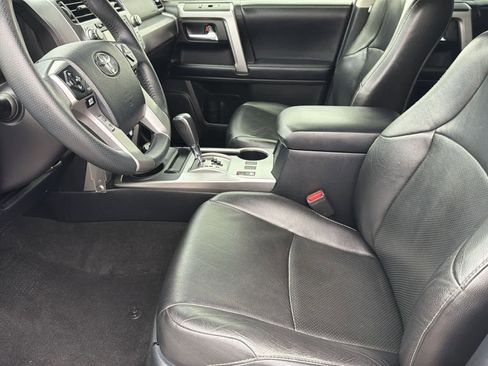 Used 2019 Toyota 4Runner SR5 image 17