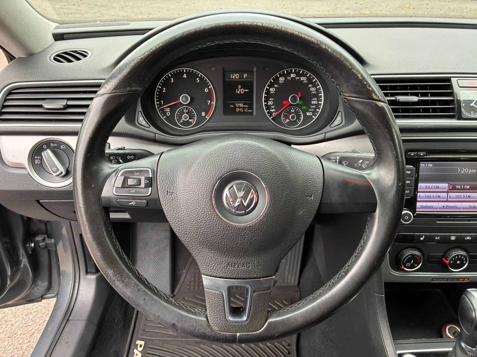 Used 2015 Volkswagen Passat 1.8T Limited Edition FWD image 19