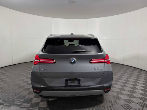 Used 2025 BMW X3 xDrive30i AWD/4WD image 2