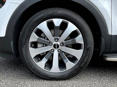 Used 2022 Kia Telluride S image 35