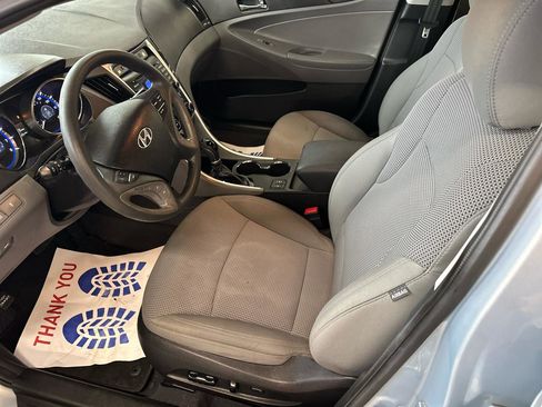 Used 2013 Hyundai Sonata GLS w/ Popular Equipment Pkg FWD image 9