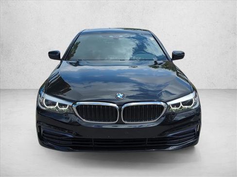 Used 2019 BMW 530i xDrive w/ Convenience Package AWD/4WD image 2