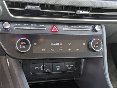 Used 2025 Hyundai Sonata SEL FWD image 20