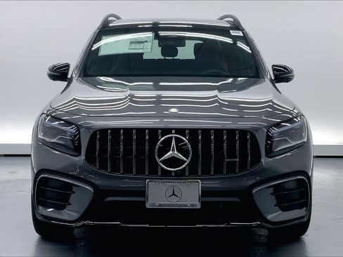 Certified 2025 Mercedes-Benz GLB 35 AMG 4MATIC image 24