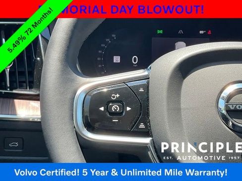 Certified 2023 Volvo XC60 B5 Plus FWD image 21