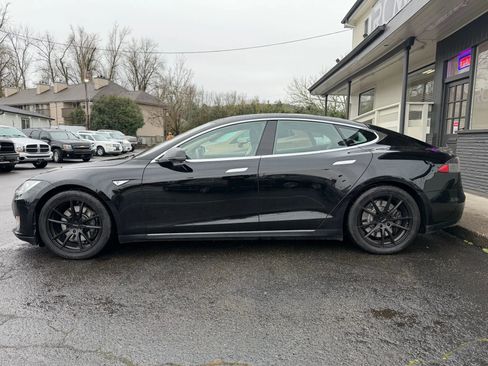 Used 2013 Tesla Model S Performance image 4