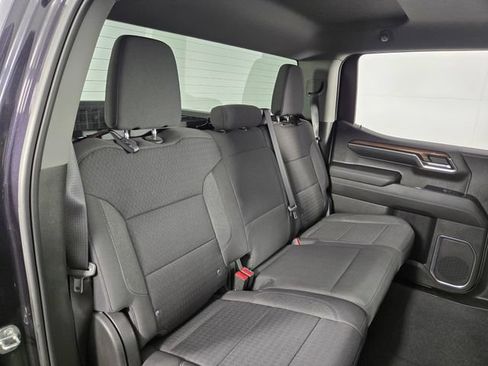 Used 2023 Chevrolet Silverado 1500 LT AWD/4WD image 17