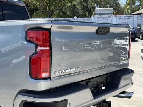Certified 2025 Chevrolet Silverado 2500 High Country w/ Technology Package AWD/4WD image 11