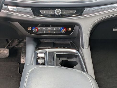Used 2023 Buick Enclave Essence w/ Experience Buick Package FWD image 23