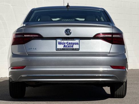 Used 2020 Volkswagen Jetta SE image 8