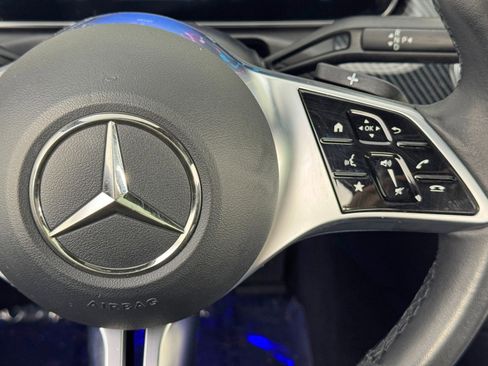 Used 2022 Mercedes-Benz C 300 C 300 w/ Exclusive Trim Package image 24