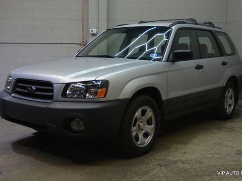Used 2004 Subaru Forester 2.5X AWD/4WD image 2