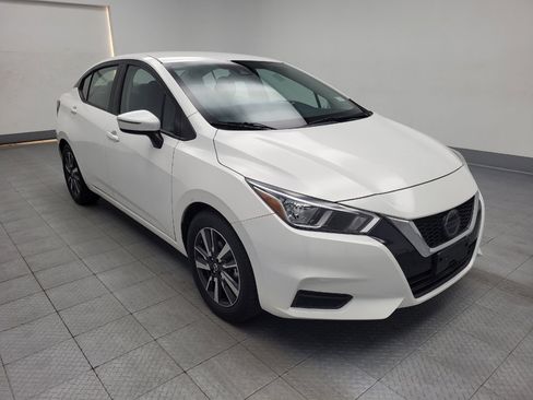 Used 2021 Nissan Versa SV FWD image 13