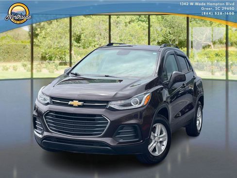 Used 2021 Chevrolet Trax LT image 1