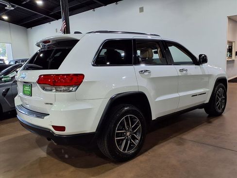 Certified 2018 Jeep Grand Cherokee Limited image 6