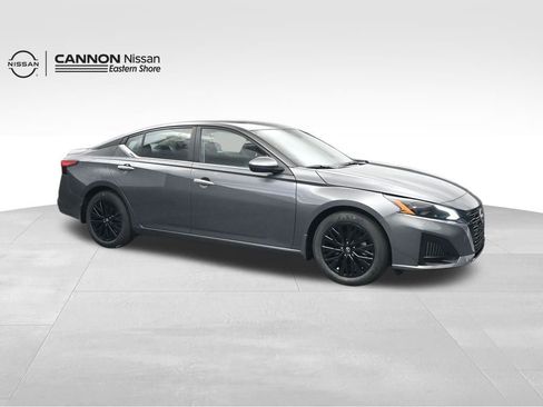New 2025 Nissan Altima 2.5 SV w/ SV Special Edition Package FWD image 7
