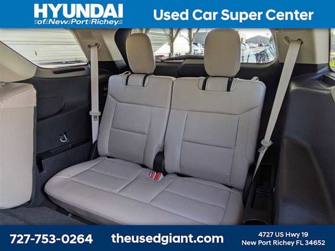 Used 2023 Ford Explorer XLT w/ Equipment Group 202A image 17