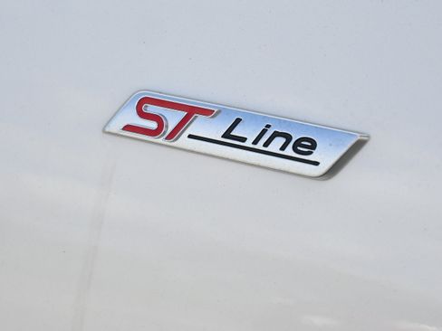 New 2026 Ford Escape ST-Line w/ Tech Pack #1 image 11