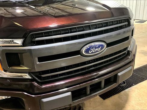 Used 2019 Ford F150 XLT w/ Equipment Group 302A Luxury image 11
