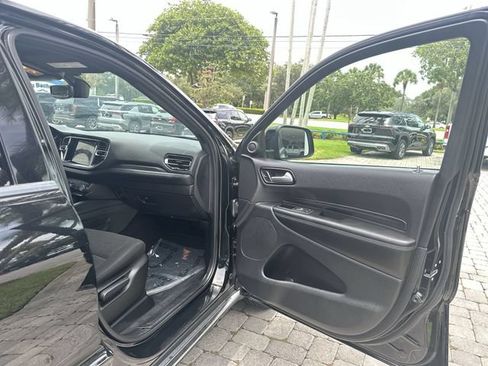 Used 2023 Dodge Durango SXT AWD/4WD image 23