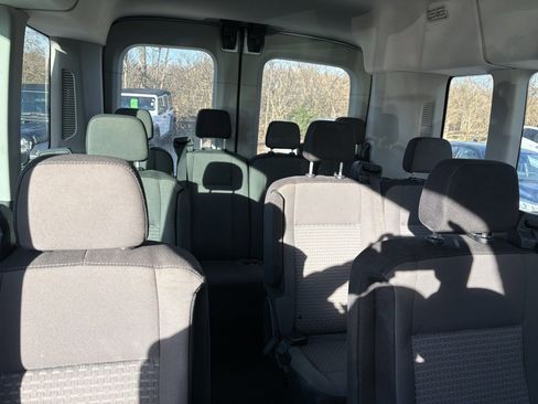 Used 2022 Ford Transit 350 XLT image 17