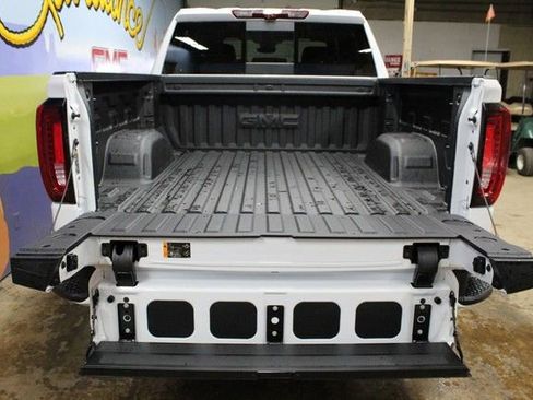 New 2026 GMC Sierra 1500 AT4 w/ AT4 Premium Package image 6