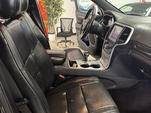 Used 2015 Jeep Grand Cherokee High Altitude RWD image 32