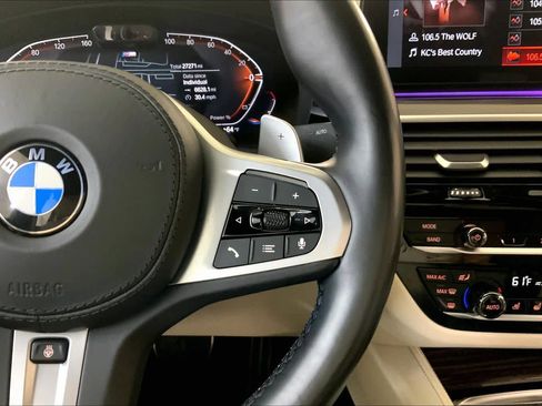 Used 2022 BMW 540i xDrive w/ Executive Package image 24