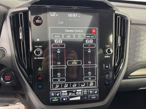 Used 2025 Subaru Forester Touring image 24