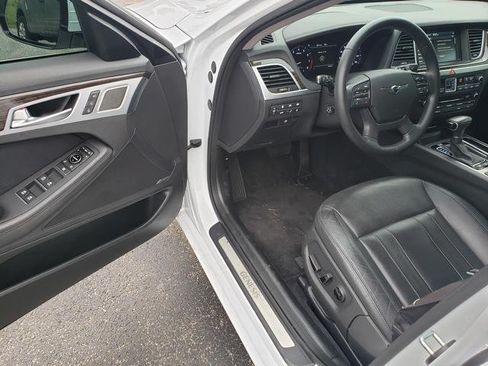 Used 2018 Genesis G80 3.8 w/ Option Group 02 AWD/4WD image 10