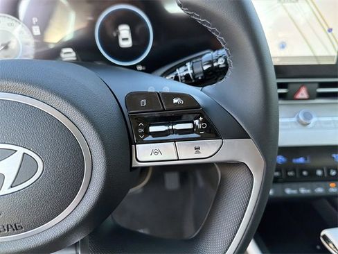 New 2026 Hyundai Elantra Limited image 25