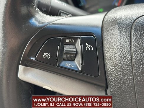 Used 2011 Chevrolet Cruze LT image 13