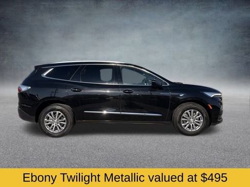 Used 2024 Buick Enclave Premium image 2