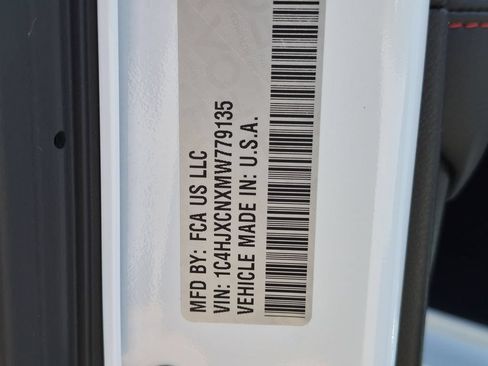 Certified 2021 Jeep Wrangler Rubicon AWD/4WD image 27