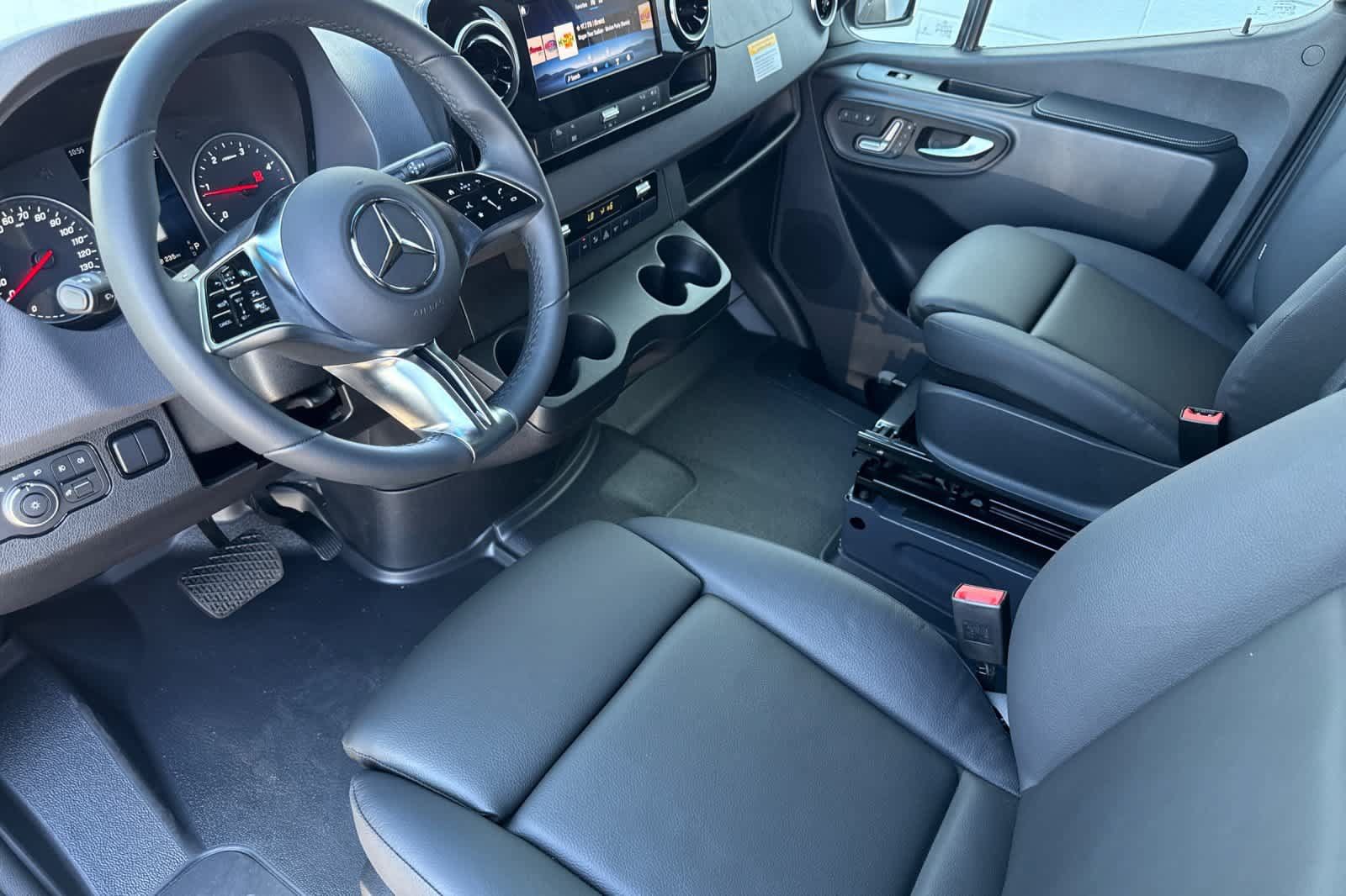 New 2026 Mercedes-Benz Sprinter 2500 image 9