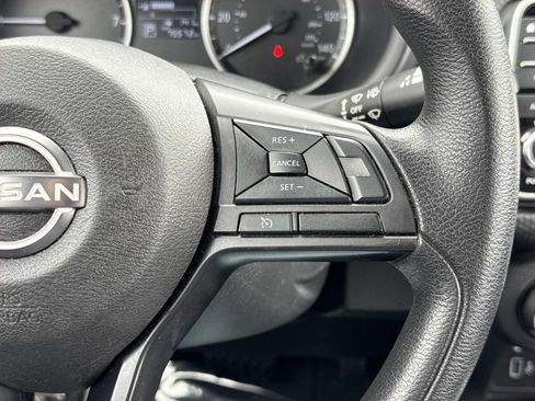 Used 2023 Nissan Kicks S FWD image 14
