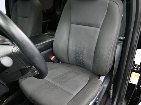 Used 2020 Ford F150 XLT w/ Equipment Group 302A Luxury AWD/4WD image 21