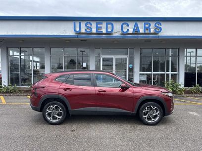 Used 2025 Chevrolet Trax LT