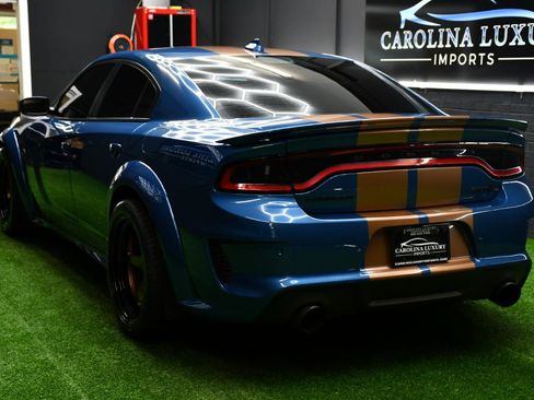 Used 2022 Dodge Charger SRT Hellcat RWD image 9
