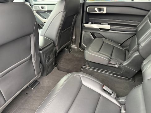Certified 2023 Ford Explorer XLT w/ Equipment Group 202A image 14