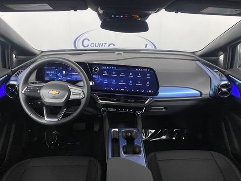 Certified 2026 Chevrolet Equinox EV LT FWD image 14