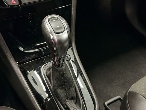 Used 2019 Buick Encore Preferred image 16